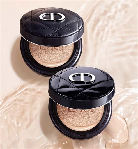 Dior Forever Skin Glow Cushion 